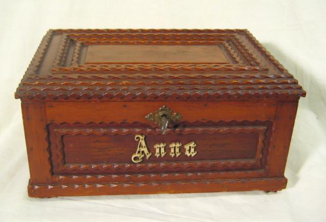 Anna "Tramp-Art" Box