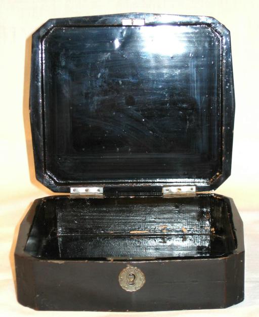 Japanese Lacquer Box.