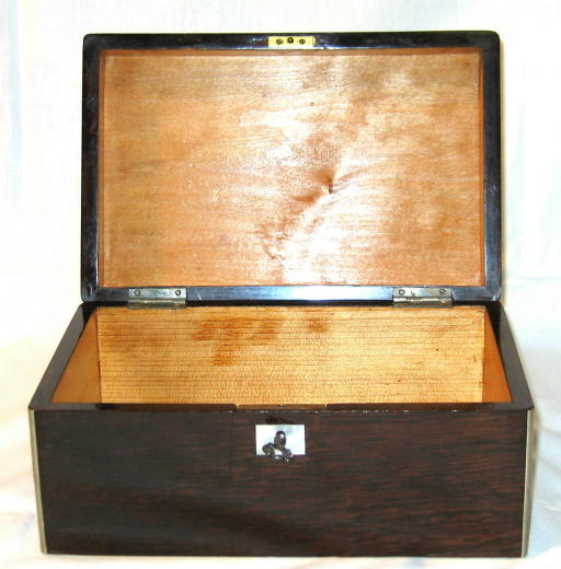 Rosewood Cigars Box.