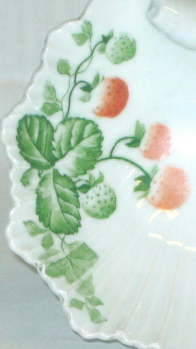 Porcelain Berry Bowls Jugendstil.