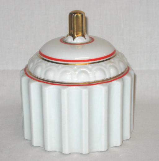 Art Deco Baensch Lettin Porcelain Lidded Box.